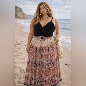 Beautiful vintage 90’s, boho skirt - 100% cotton with metallic thread- XXL